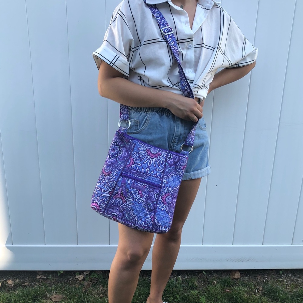 Vera Bradley Crossbody.